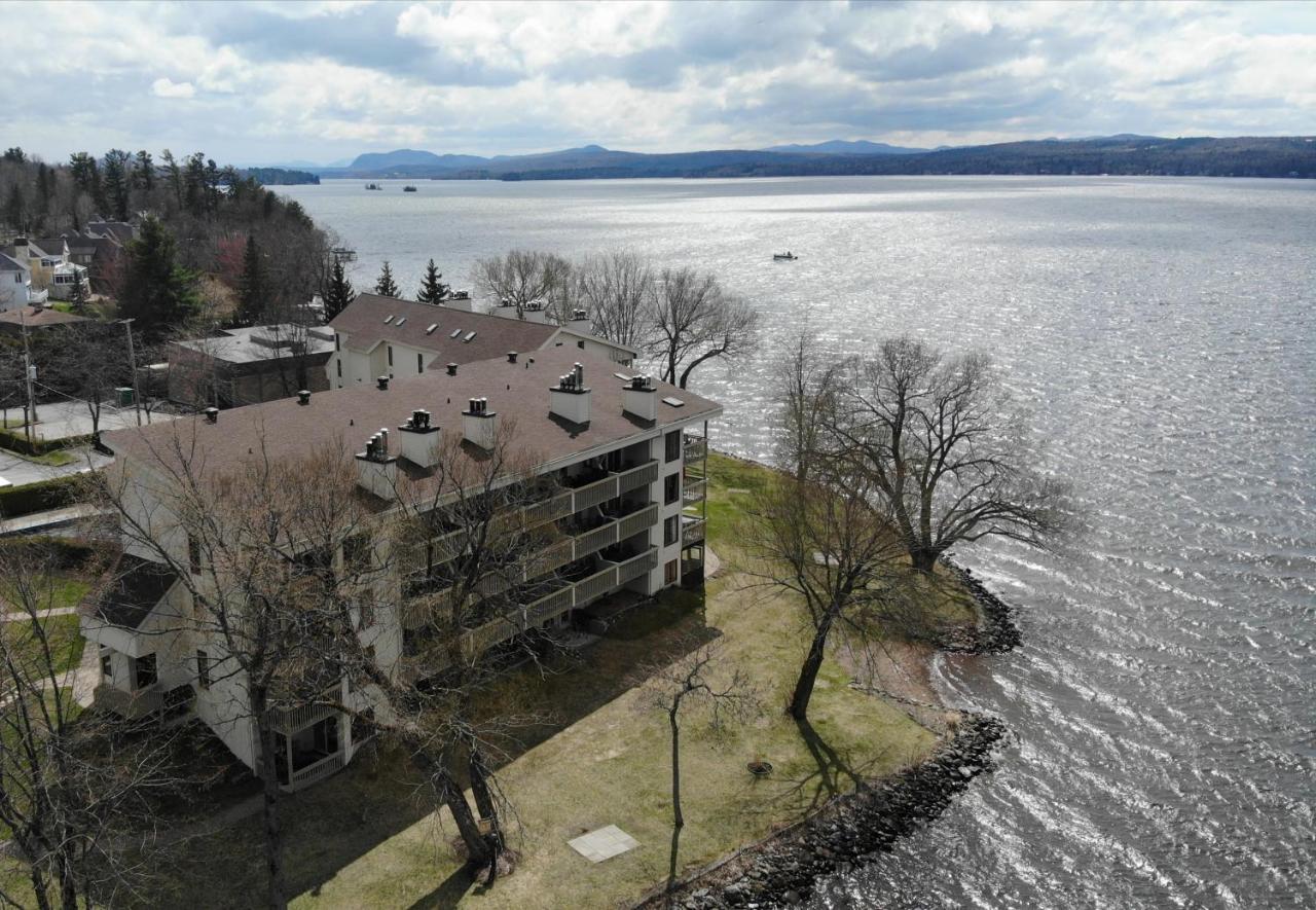 Location Tourisme Estrie - Oberge Du Village Magog Exterior photo